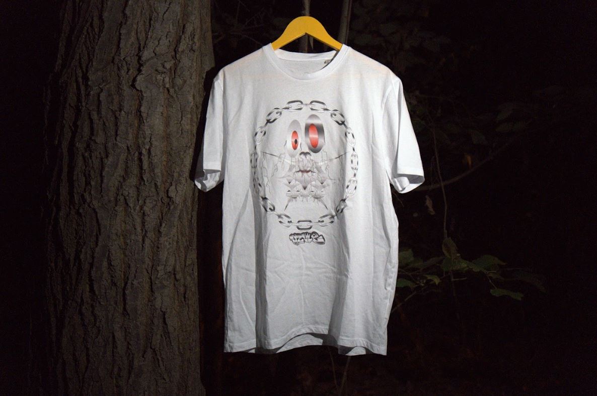 CLASSIC "UZVLE" WHITE T-SHIRT