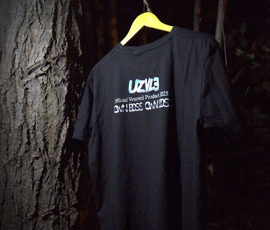 CLASSIC "UZVLE" BLACK T-SHIRT
